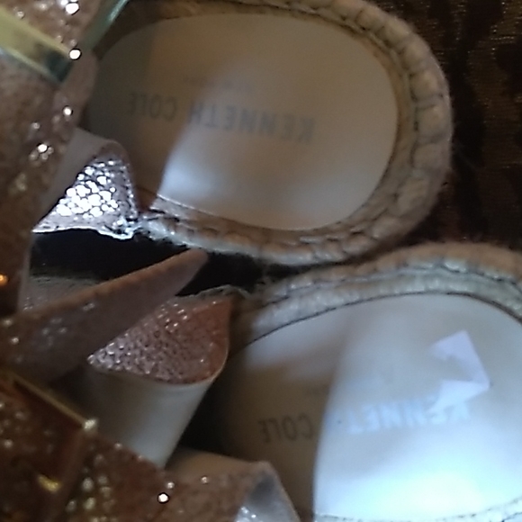 Kenneth Cole Wedges - Picture 5 of 5